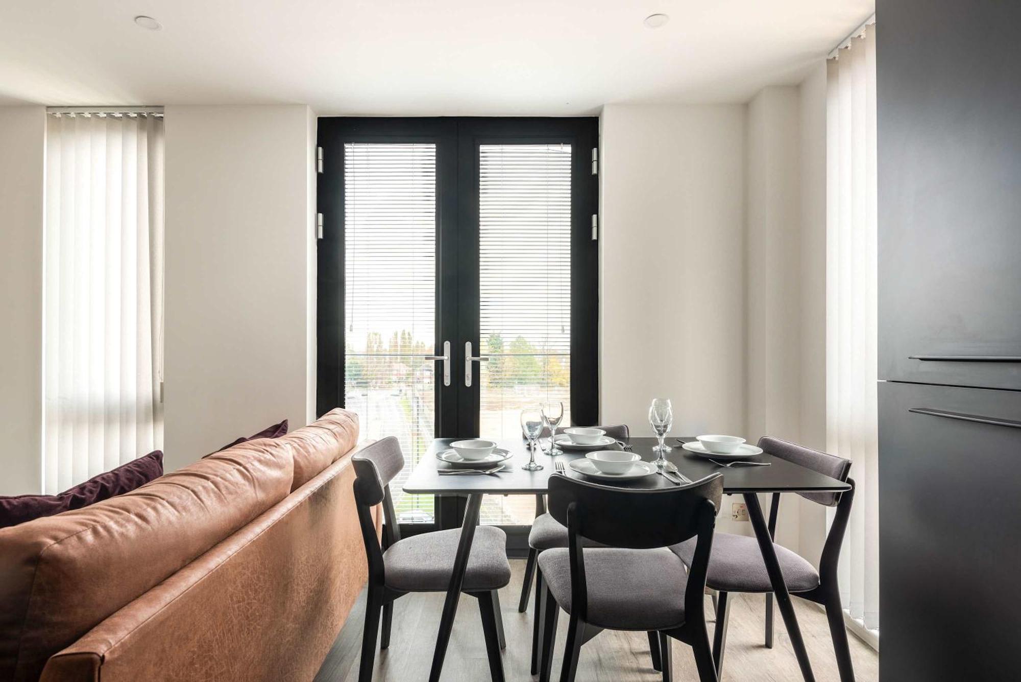 Stayzeni, Ouse Court York Spacious 2 Bed Flat Exterior photo